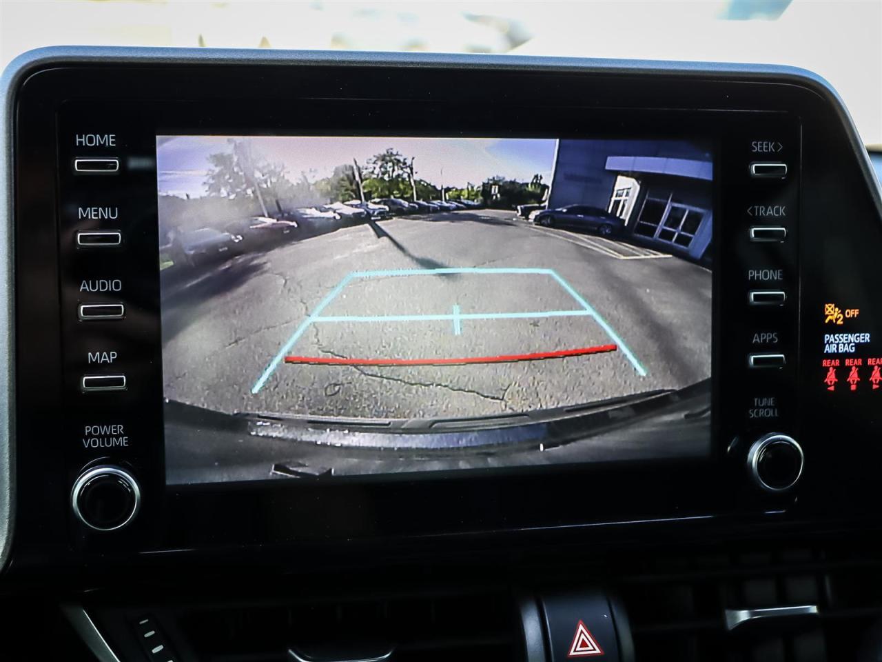 2021 Toyota C-HR One Owner No Accident  Apple Carplay  Heated Seats Photo