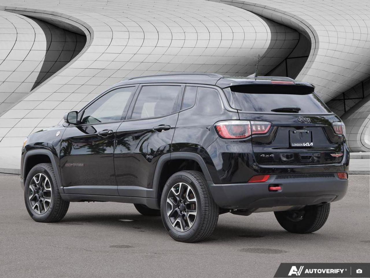 2020 Jeep Compass Trailhawk 4X4   Leather Interior   Apple CarPlay Photo3