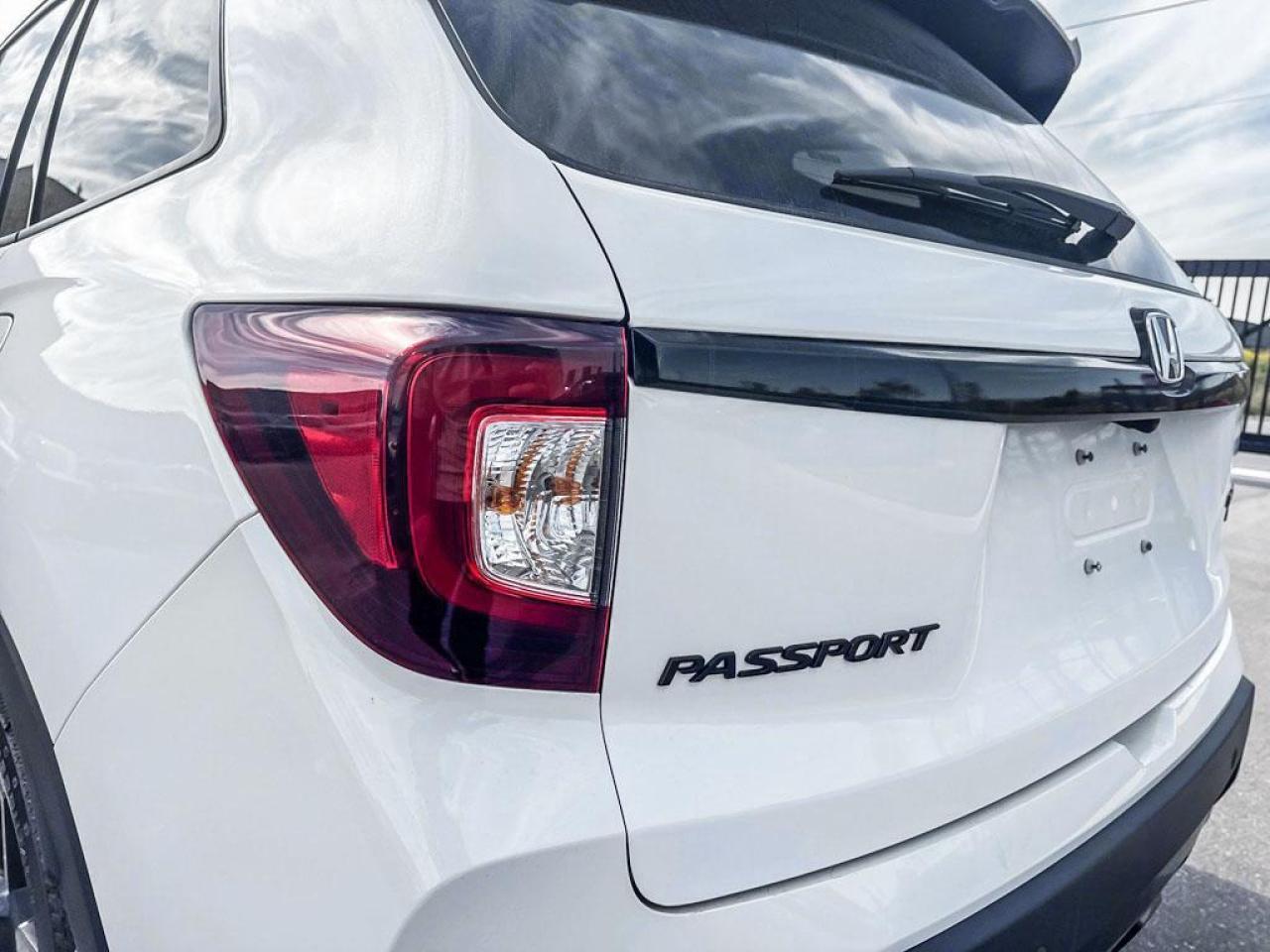 2025 Honda Passport Black Edition Photo