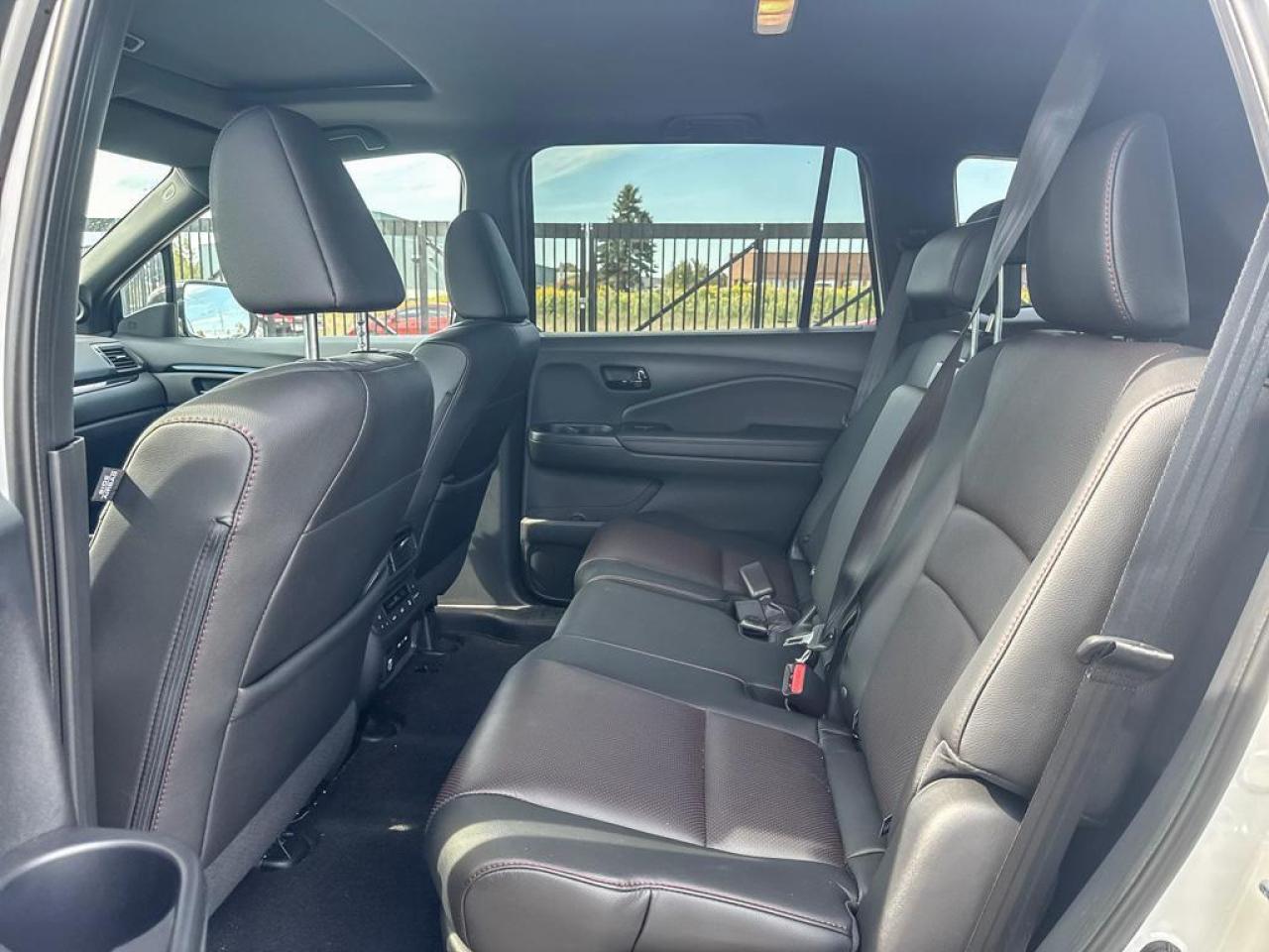 2025 Honda Passport Black Edition Photo