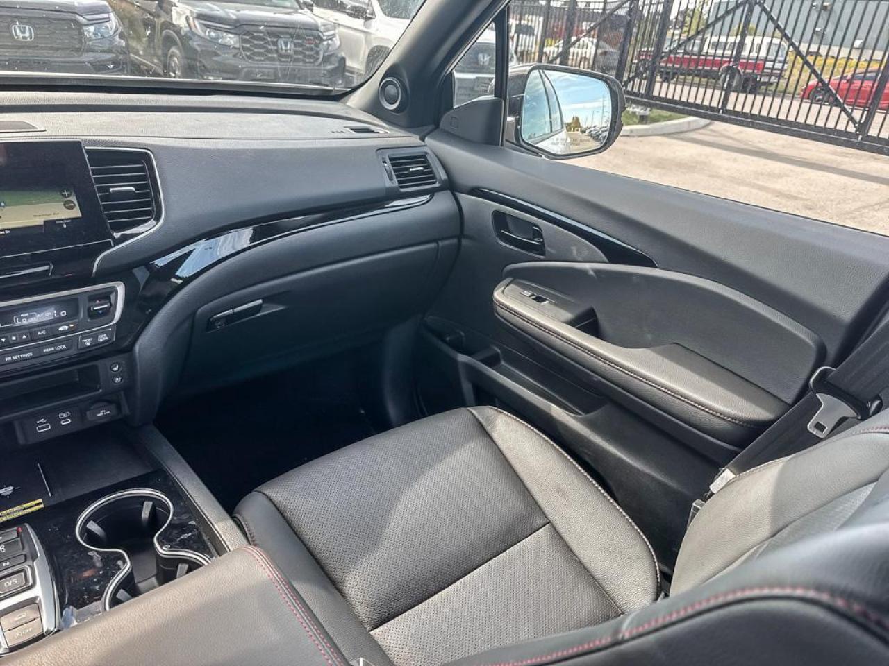 2025 Honda Passport Black Edition Photo