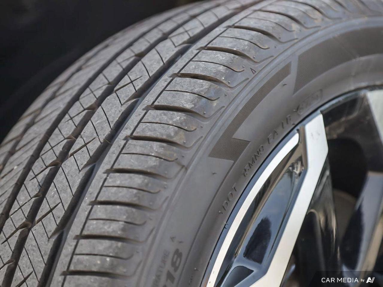 2024 Kia Seltos SX   AWD   Apple CarPlay   Heated & Cooled Seats Photo