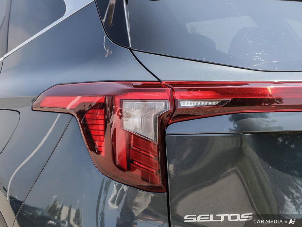 2024 Kia Seltos SX   AWD   Apple CarPlay   Heated & Cooled Seats Photo