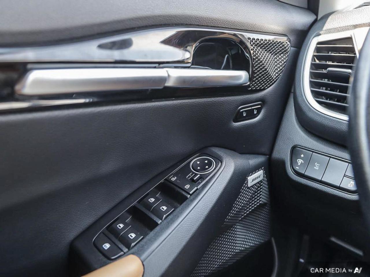 2024 Kia Seltos SX   AWD   Apple CarPlay   Heated & Cooled Seats Photo