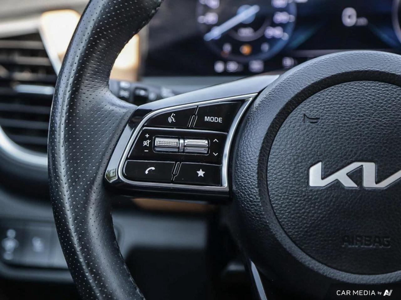 2024 Kia Seltos SX   AWD   Apple CarPlay   Heated & Cooled Seats Photo