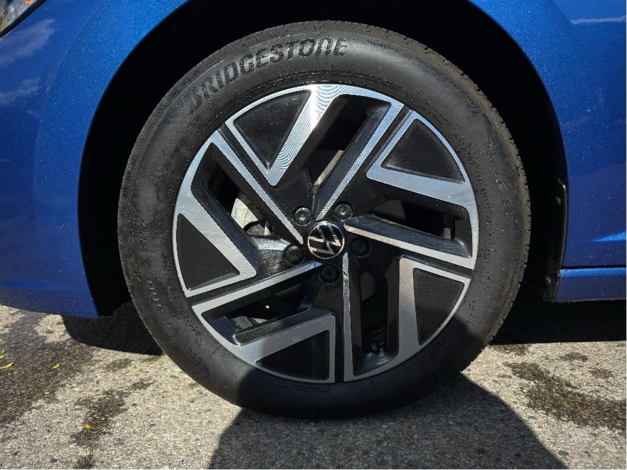 2024 Volkswagen Jetta Highline auto Photo