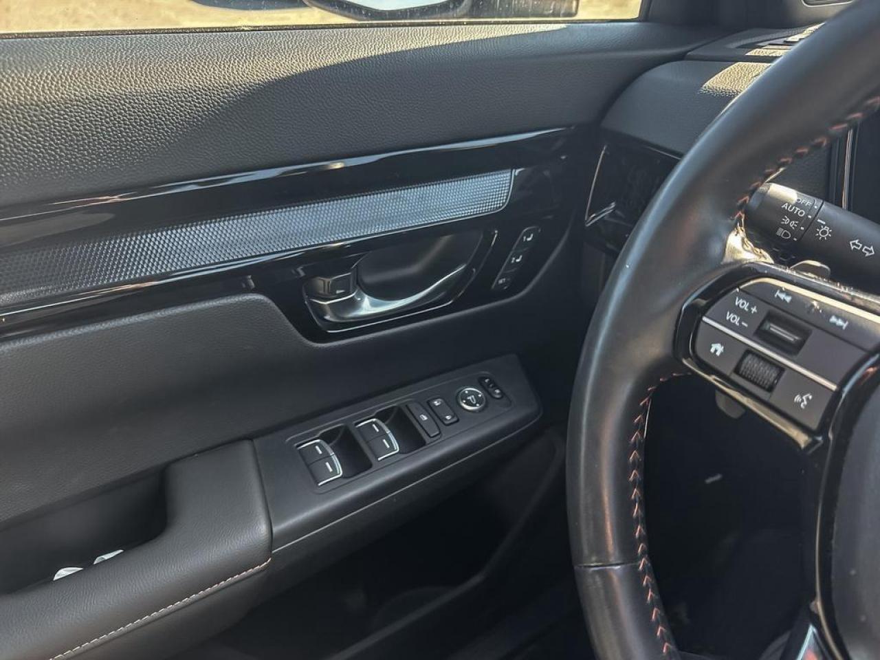 2025 Honda CR-V Hybrid Touring Photo