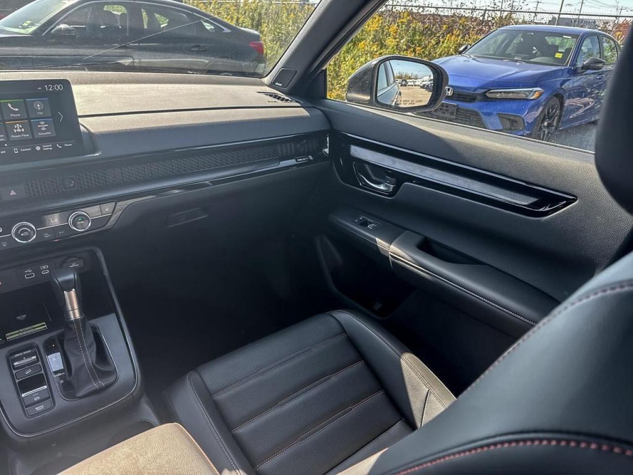 2025 Honda CR-V Hybrid Touring Photo