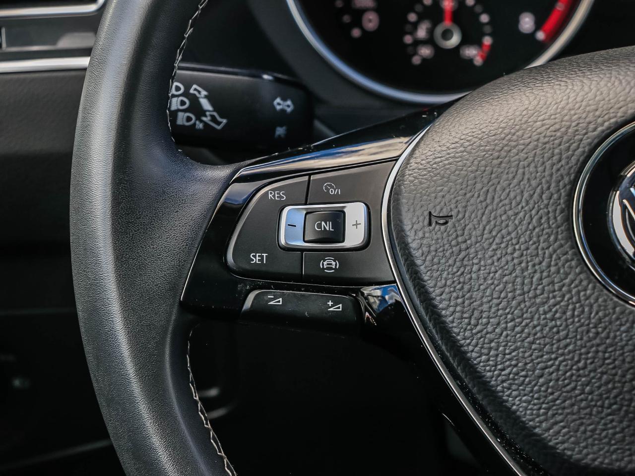 2021 Volkswagen Tiguan COMFORTLINE 4Motion Photo