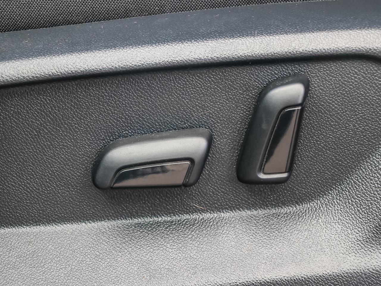 2021 Volkswagen Tiguan COMFORTLINE 4Motion Photo