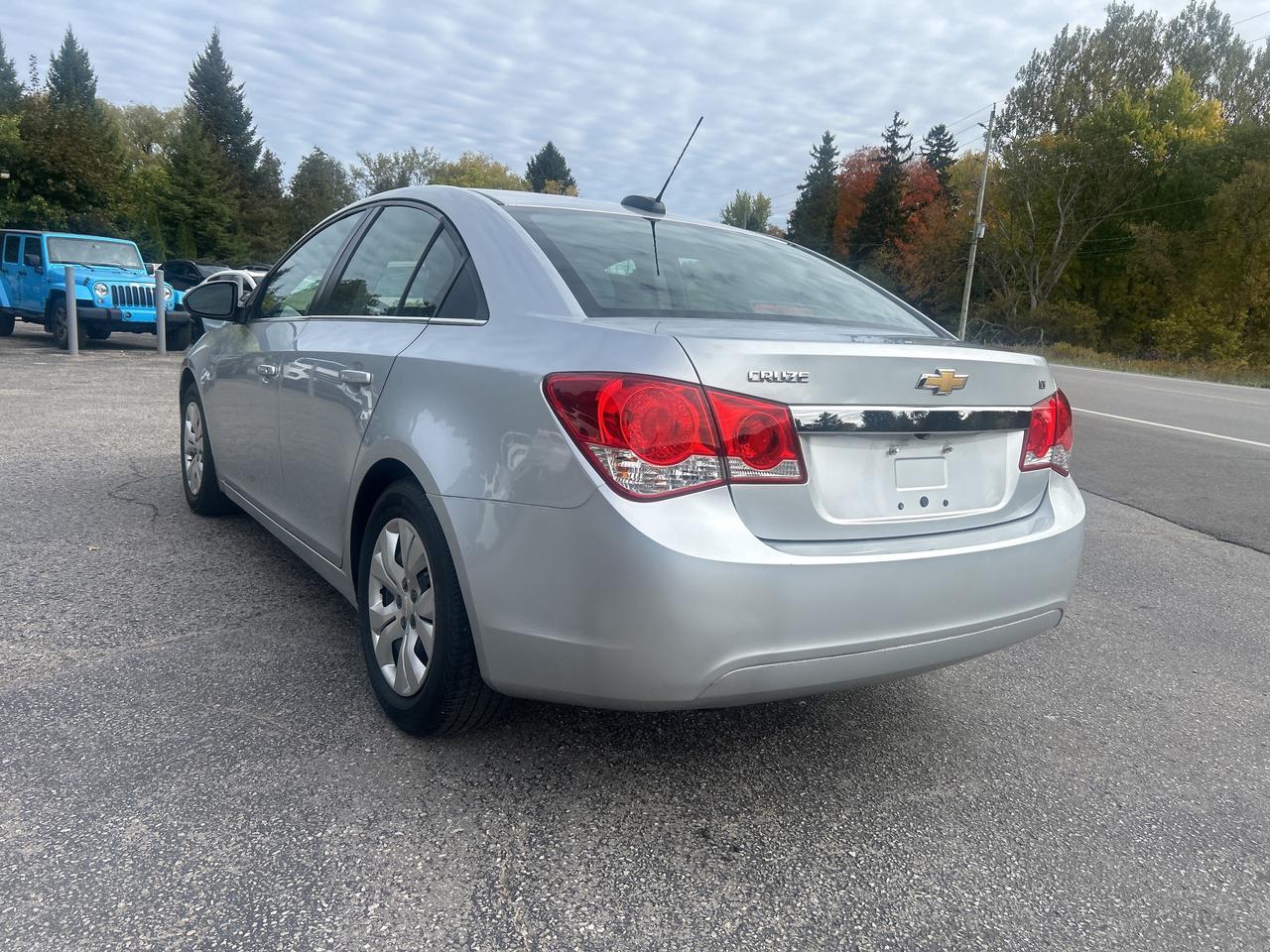 2016 Chevrolet Cruze LT, Bluetooth, Back Up Cam Photo