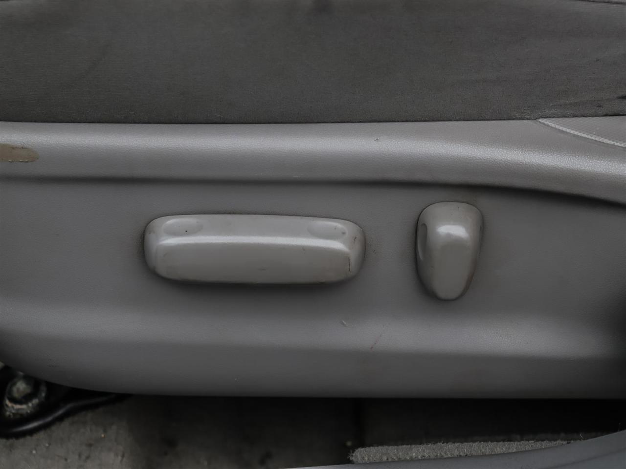 2007 Toyota Camry XLE   ONE OWNER NO ACCIDENT  AS TRADED Photo