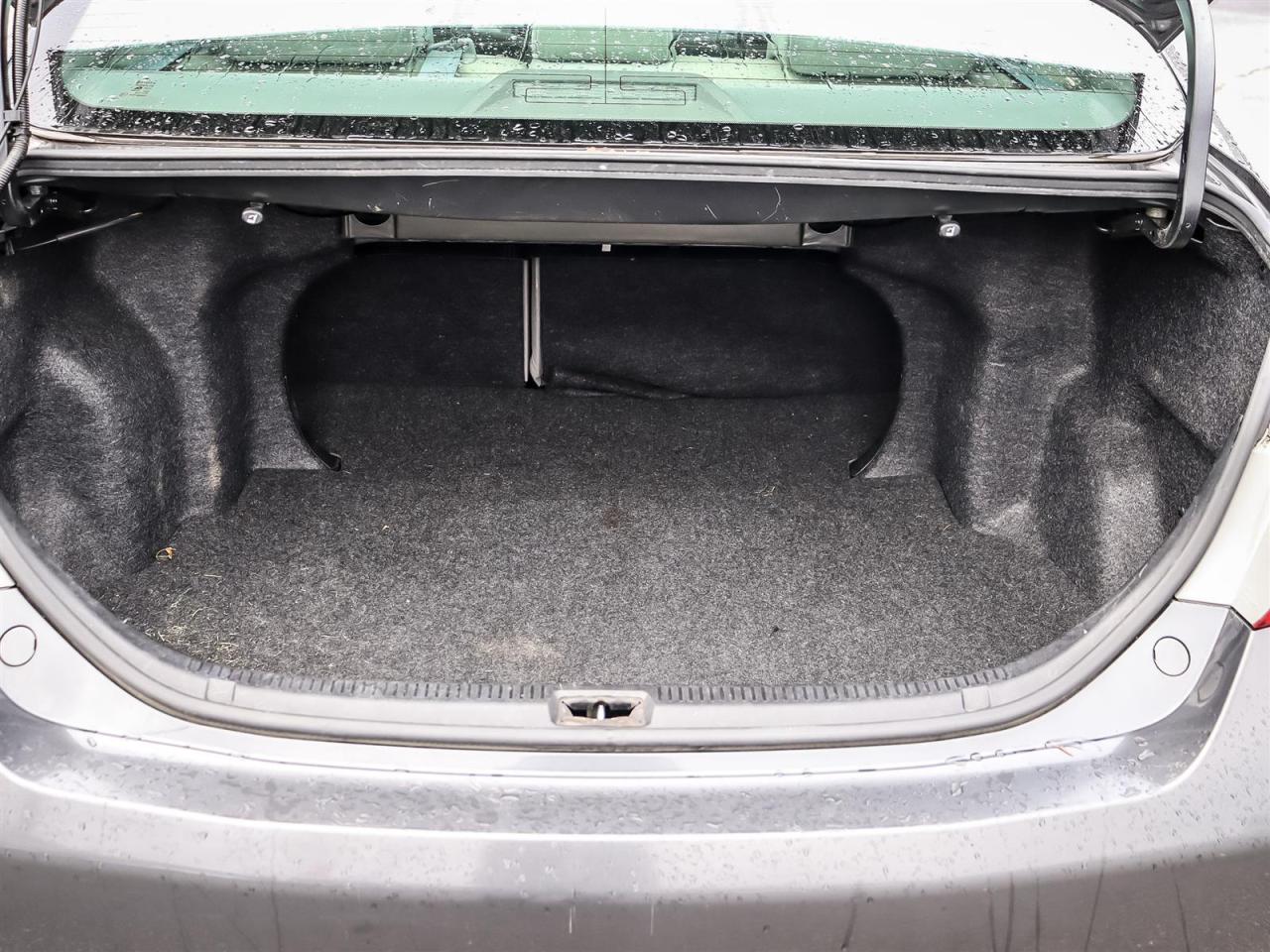 2007 Toyota Camry XLE   ONE OWNER NO ACCIDENT  AS TRADED Photo