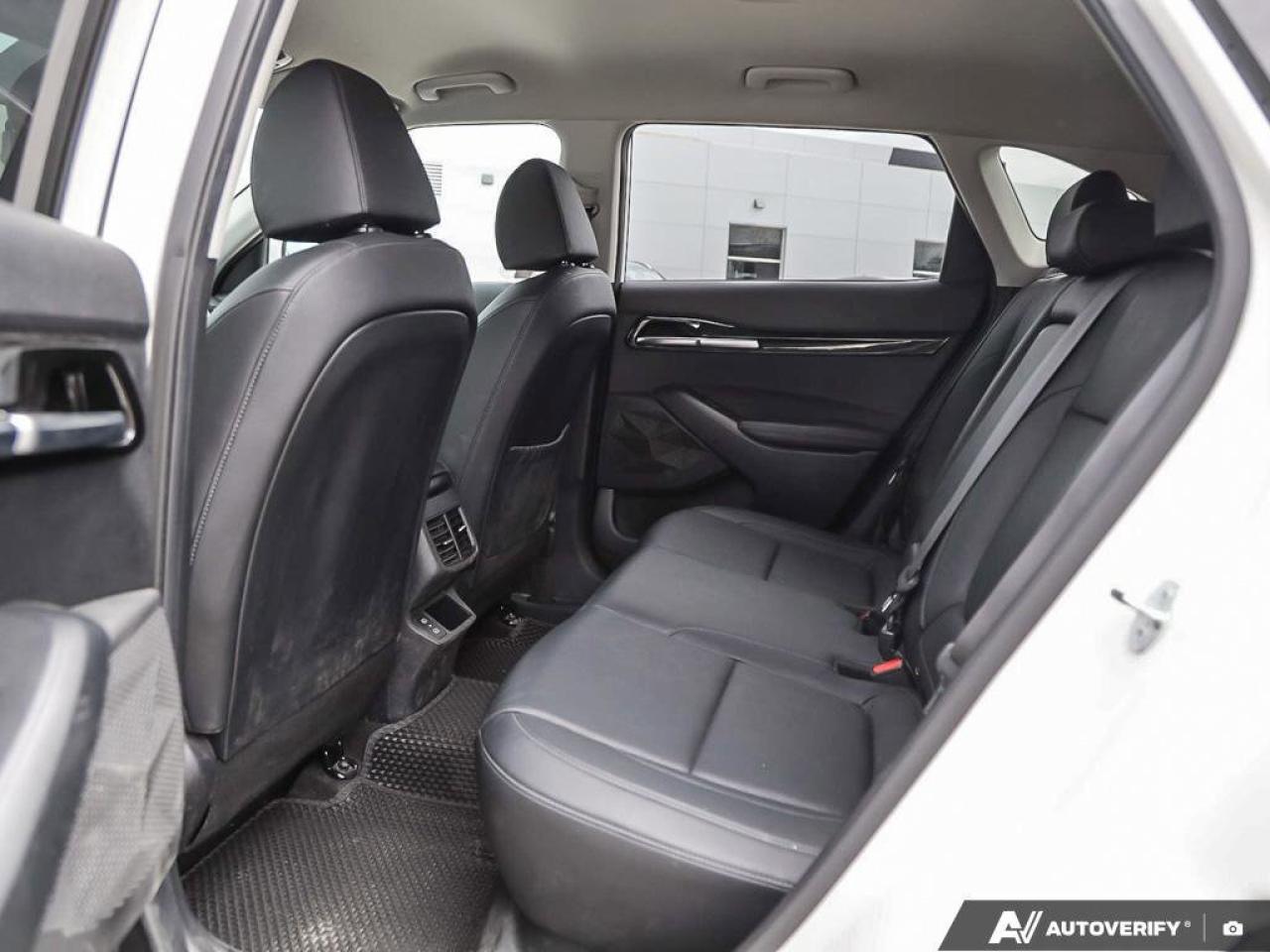 2024 Kia Seltos EX   Back-up Camera   Leather   Heated Seats   App Photo