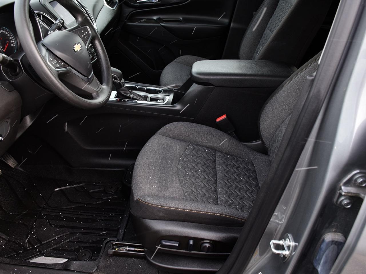 2023 Chevrolet Equinox LT   HEATED SEATS   AWD   FUEL EFFICIENT Photo