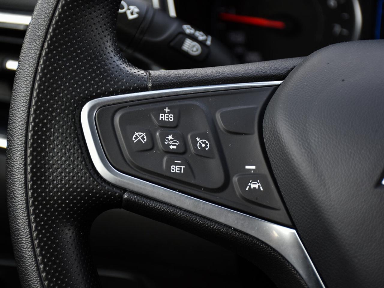 2023 Chevrolet Equinox LT   HEATED SEATS   AWD   FUEL EFFICIENT Photo