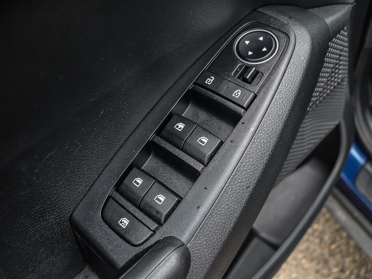 2021 Kia Seltos AWD BLIND SPOT MONITORING REAR CAMERA 1 OWNER CLEA Photo