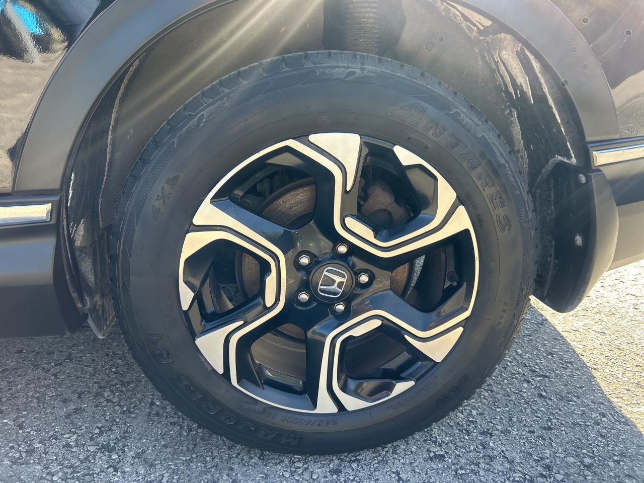 2017 Honda CR-V Touring, LDS, Crash Sensors, Nav, Bluetooth Photo