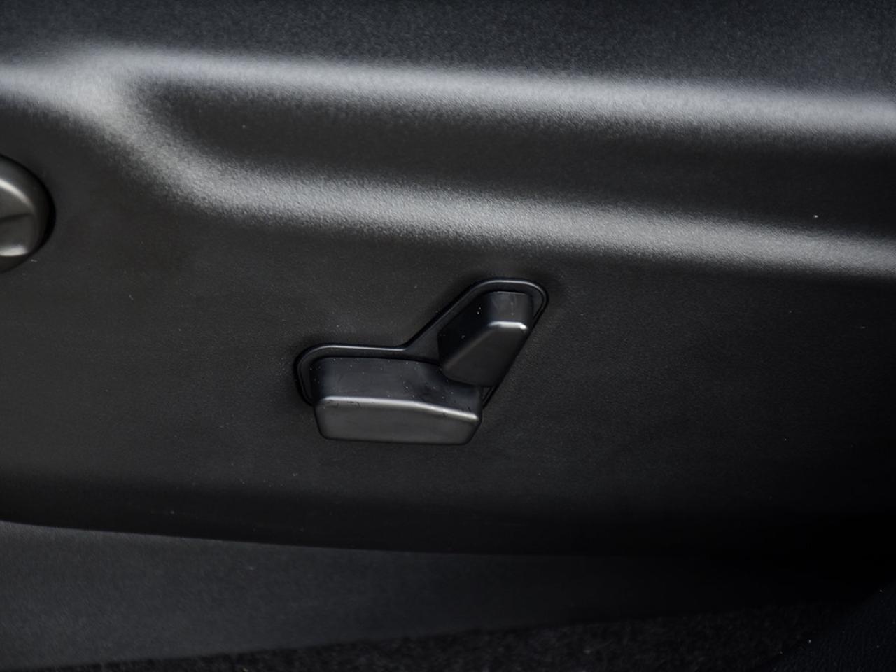 2026 Dodge Durango GT HEMI V8 PLUS   BLACKTOP   LEATHER   V8   7-SEAT Photo