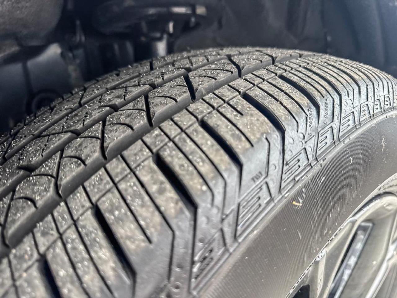 2025 Honda CR-V Hybrid Touring Photo