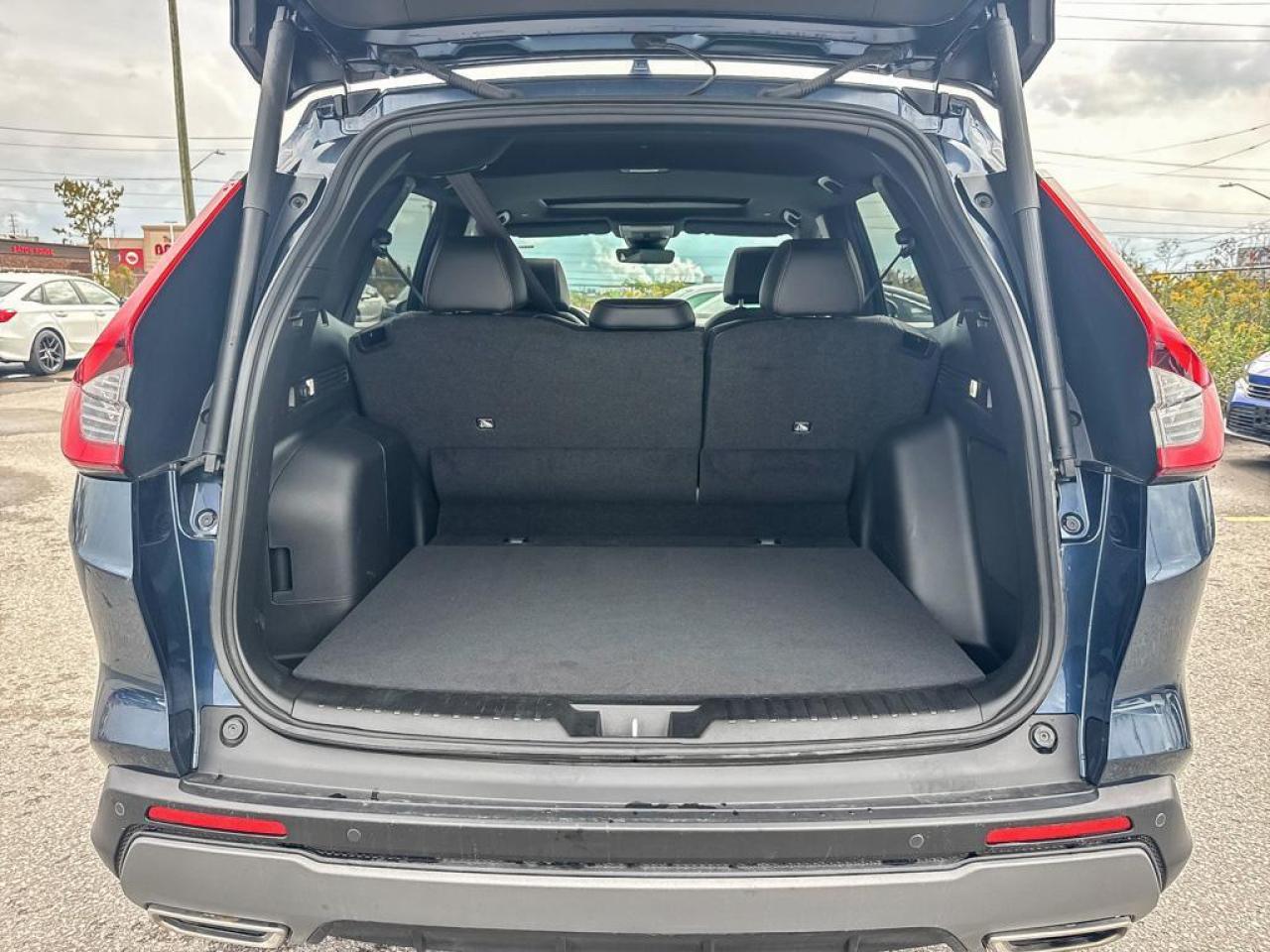 2025 Honda CR-V Hybrid Touring Photo