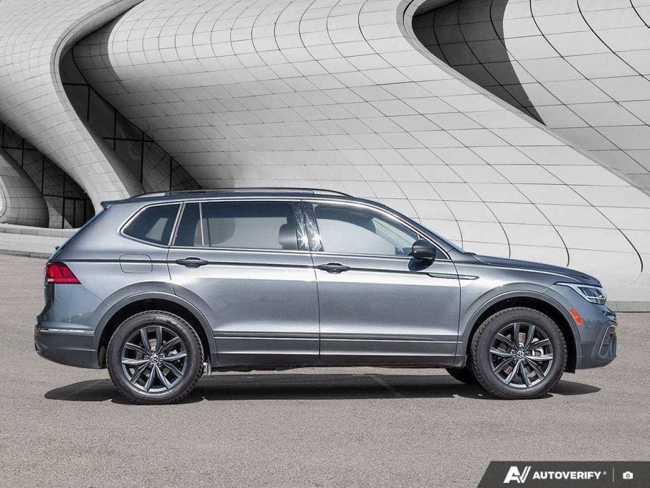 2024 Volkswagen Tiguan Comfortline   Adaptive Cruise Control   Apple CarP Photo