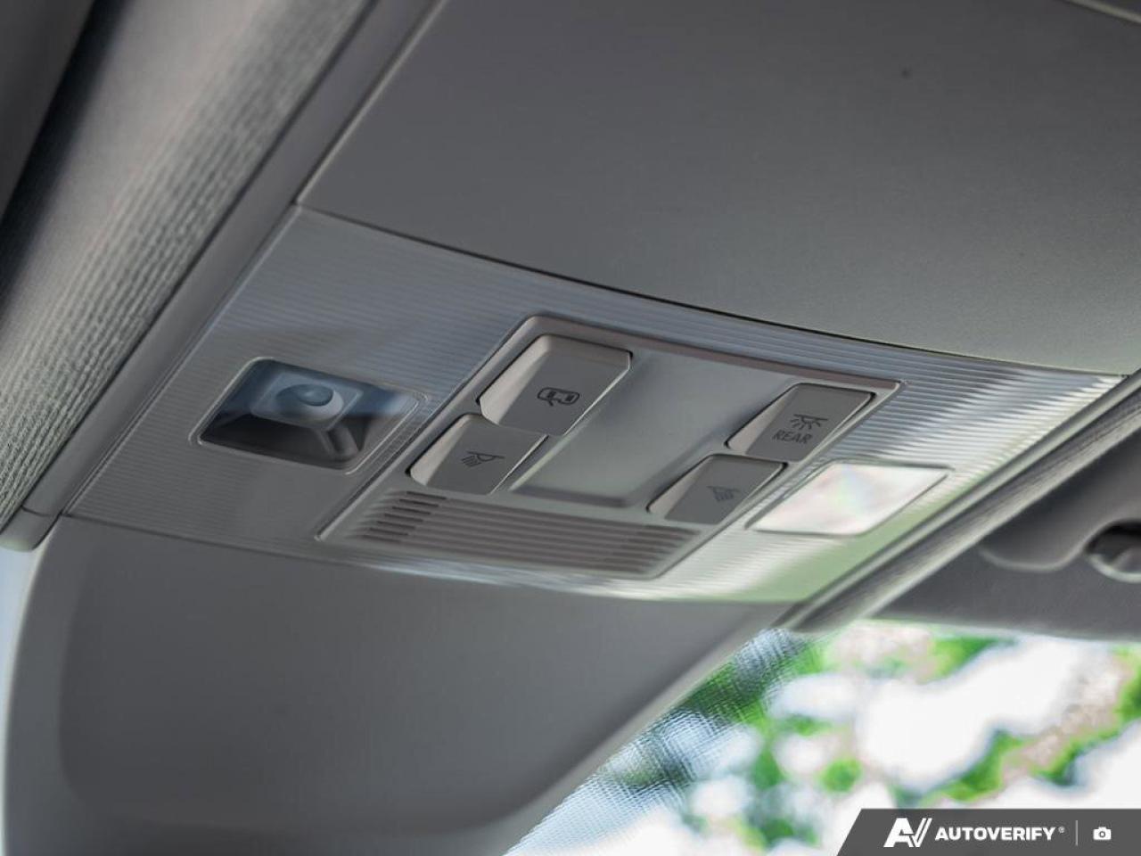 2024 Volkswagen Tiguan Comfortline   Adaptive Cruise Control   Apple CarP Photo