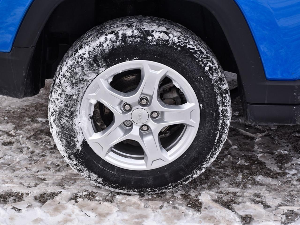 2022 Jeep Compass Sport Photo