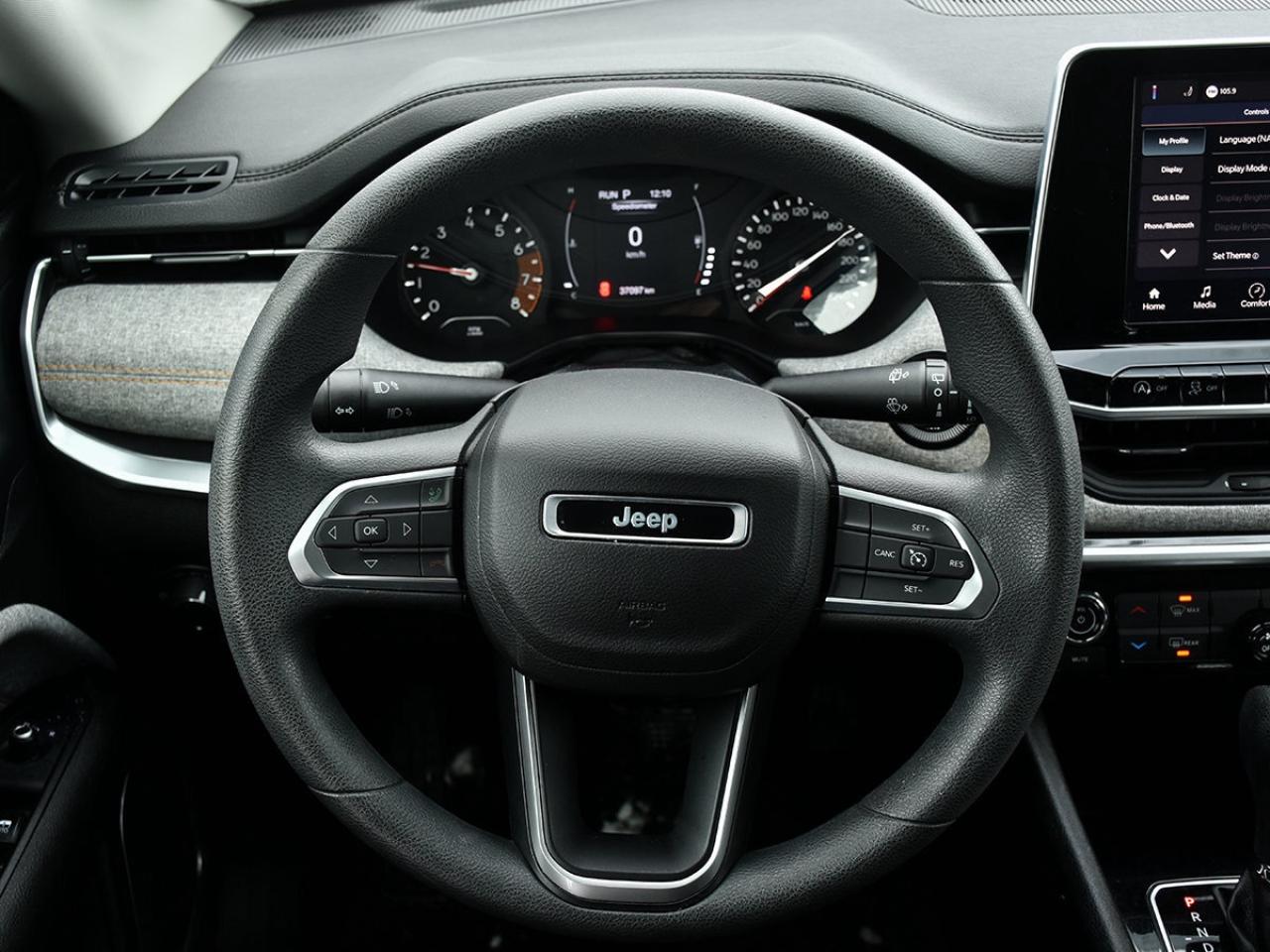 2022 Jeep Compass Sport Photo