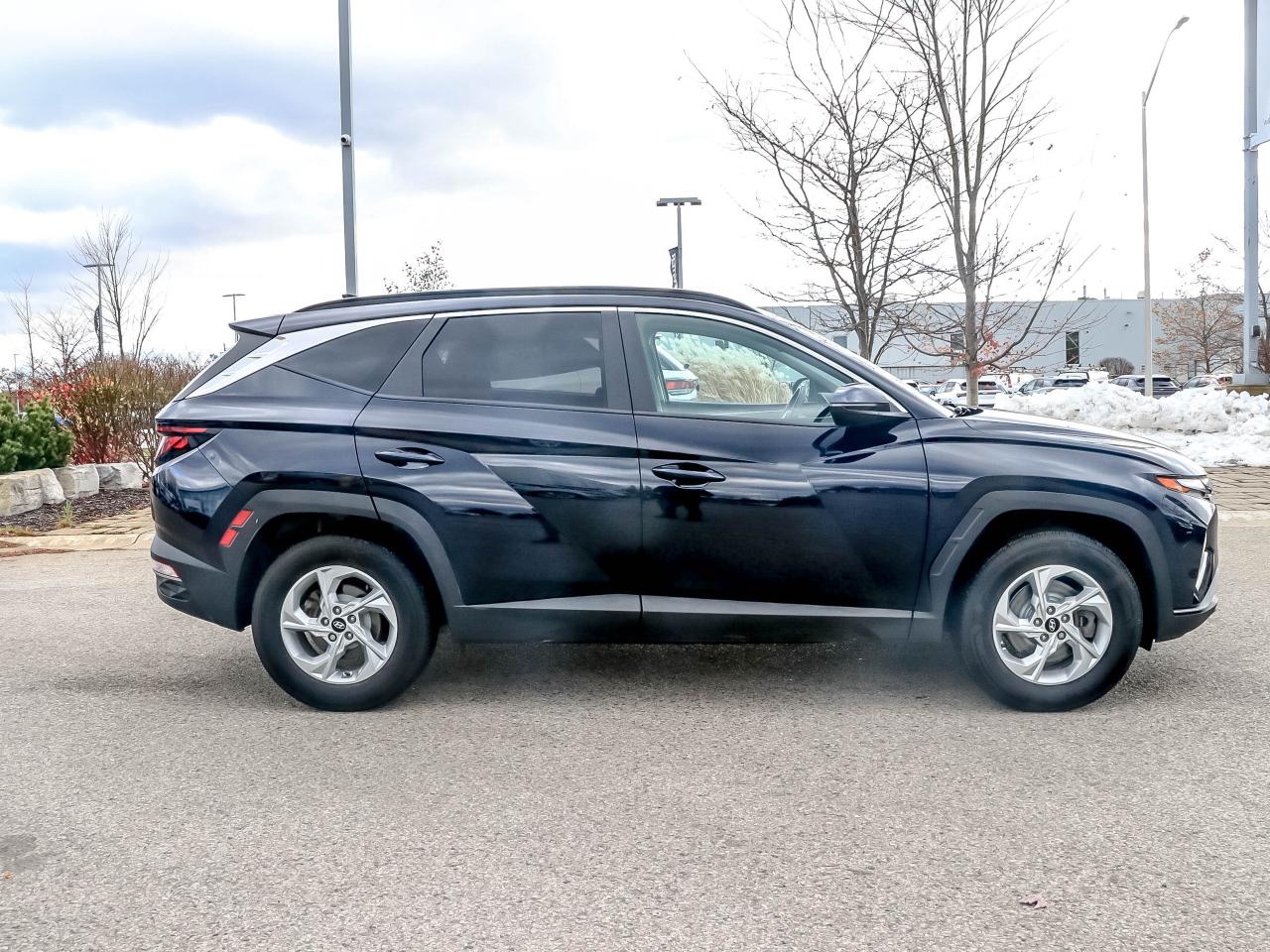 2022 Hyundai Tucson Preferred AWD Photo3