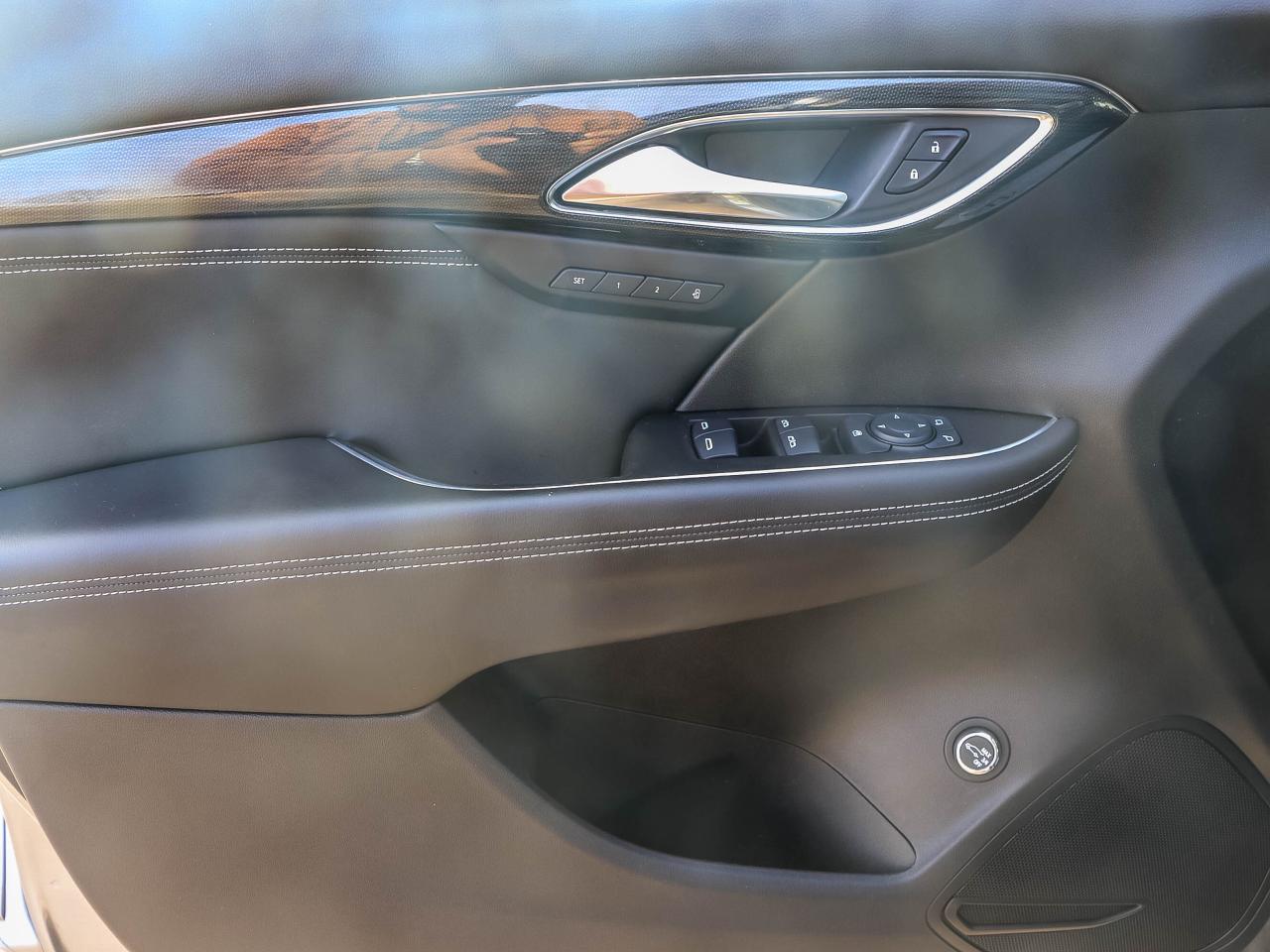 2021 Buick Envision AWD 4dr Essence Photo