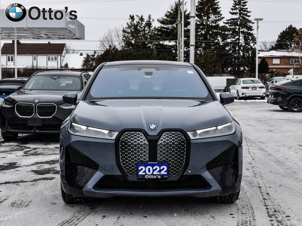 2022 BMW iX xDrive50 Photo