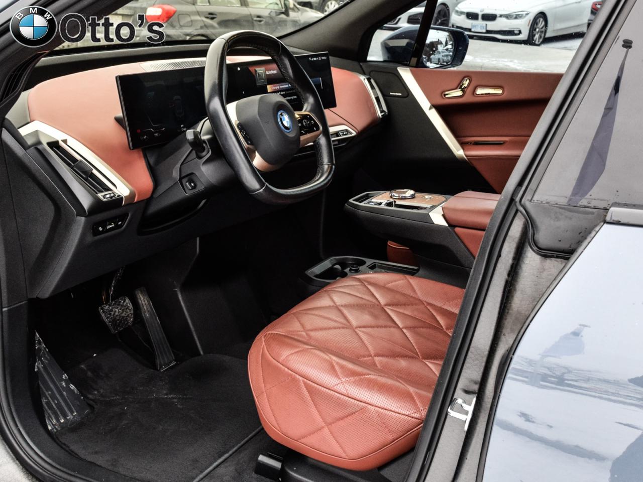 2022 BMW iX xDrive50 Photo