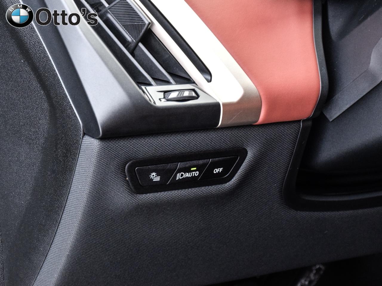 2022 BMW iX xDrive50 Photo