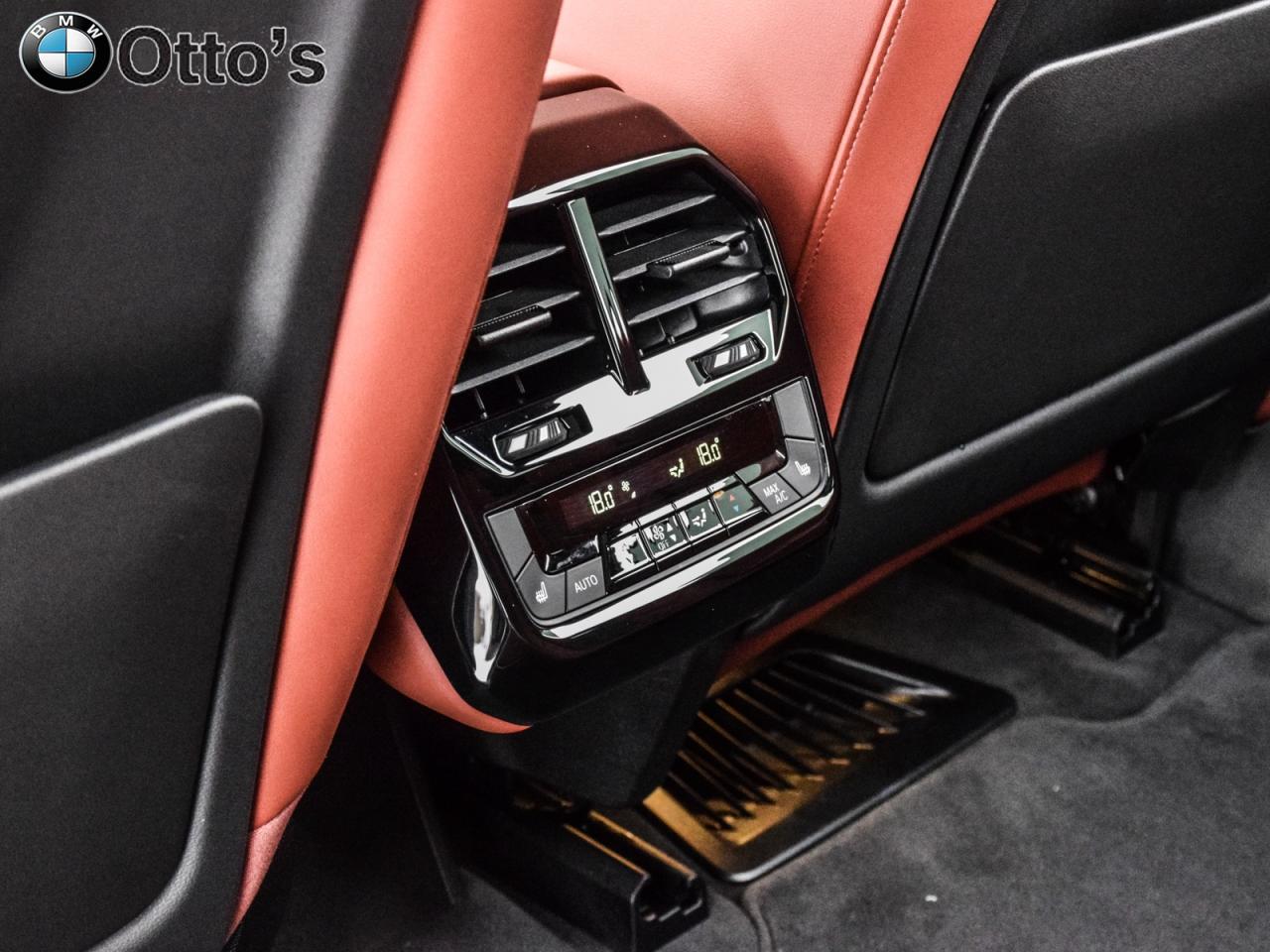 2022 BMW iX xDrive50 Photo