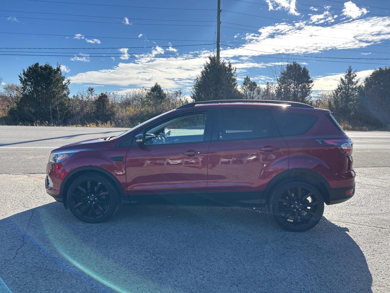 2017 Ford Escape Titanium, Nav, Back Up Cam, Pano Sunroof, TCS Photo