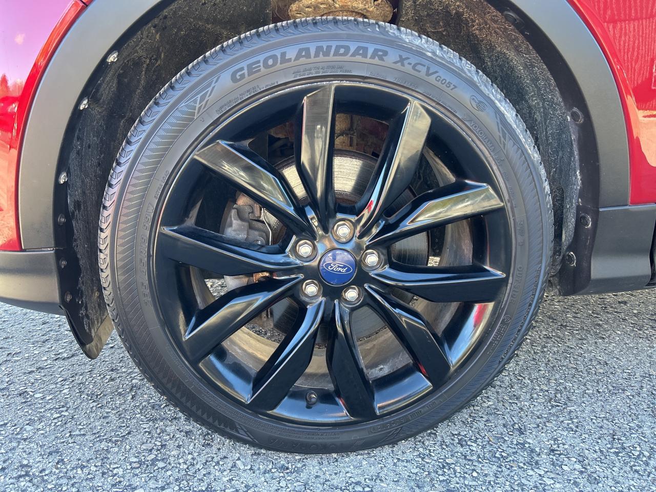 2017 Ford Escape Titanium, Nav, Back Up Cam, Pano Sunroof, TCS Photo