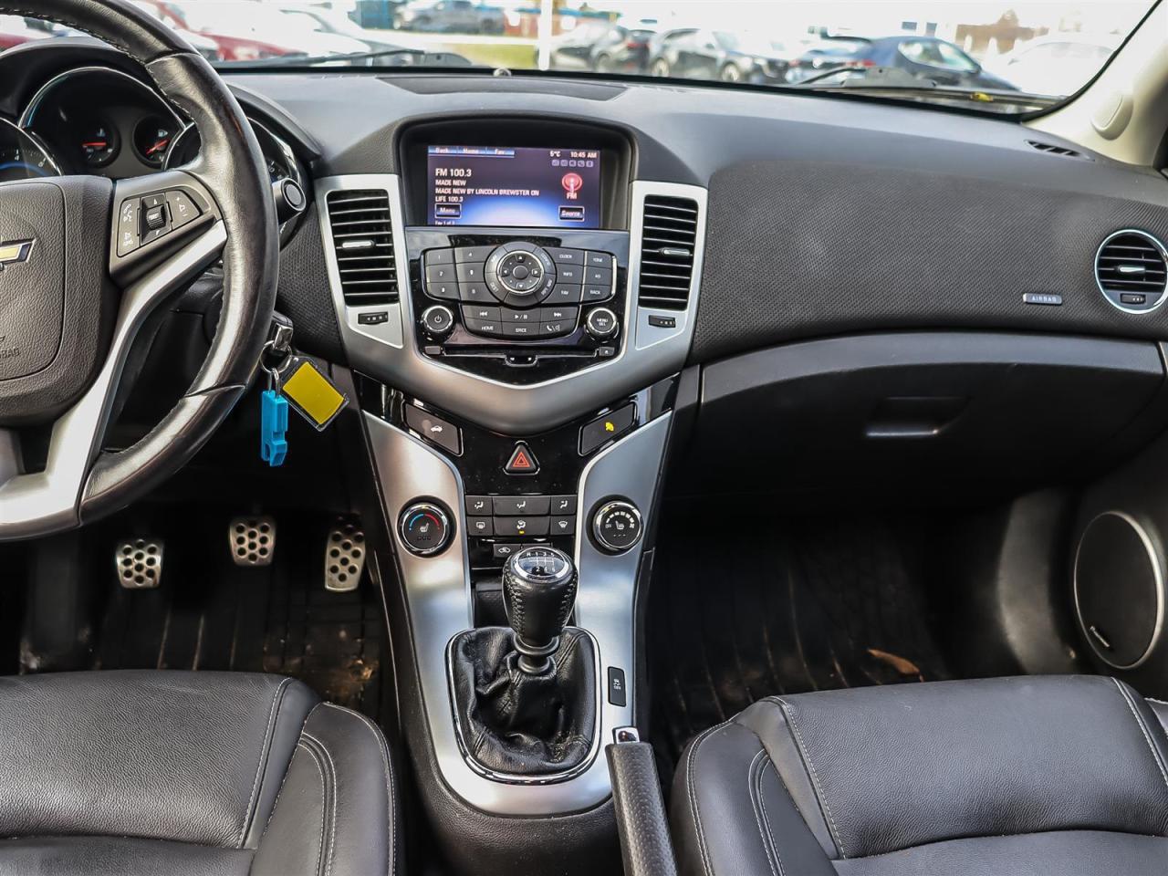 2016 Chevrolet Cruze AUTO LOW KM Photo