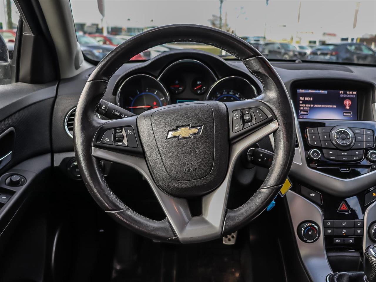 2016 Chevrolet Cruze AUTO LOW KM Photo