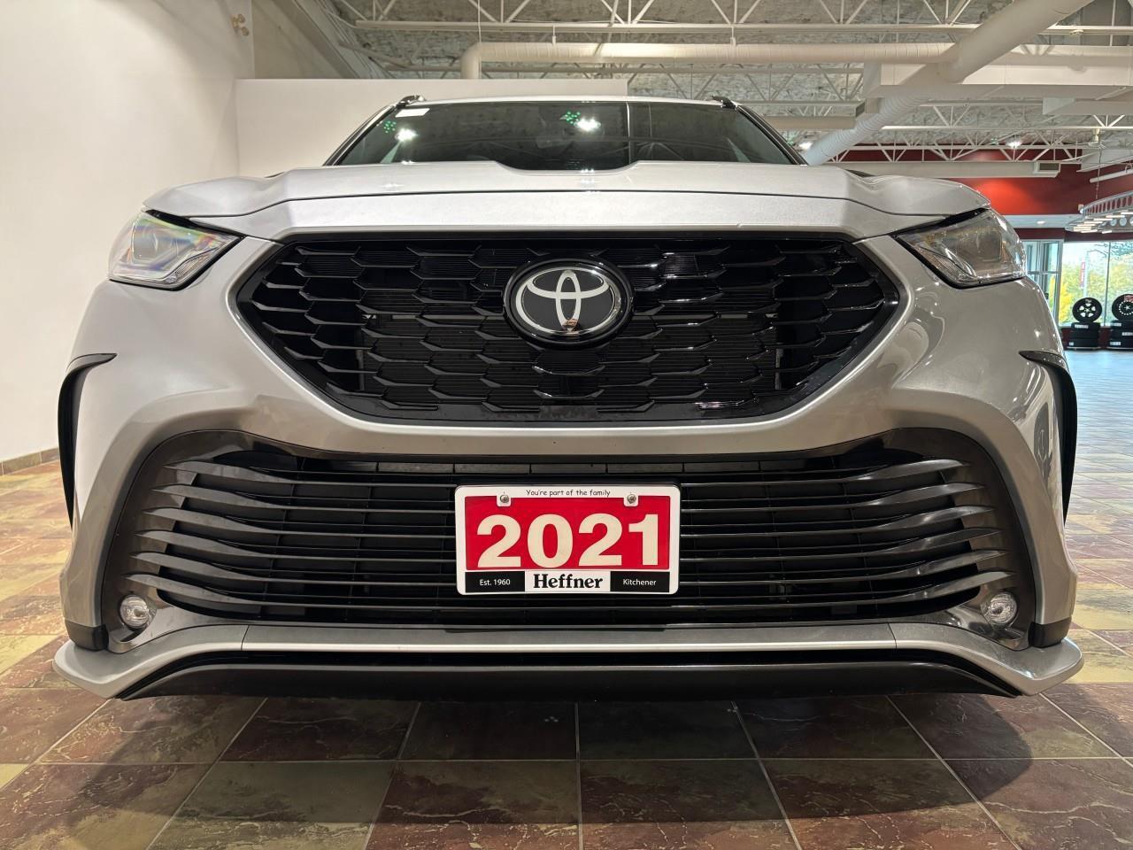 2021 Toyota Highlander XSE Photo