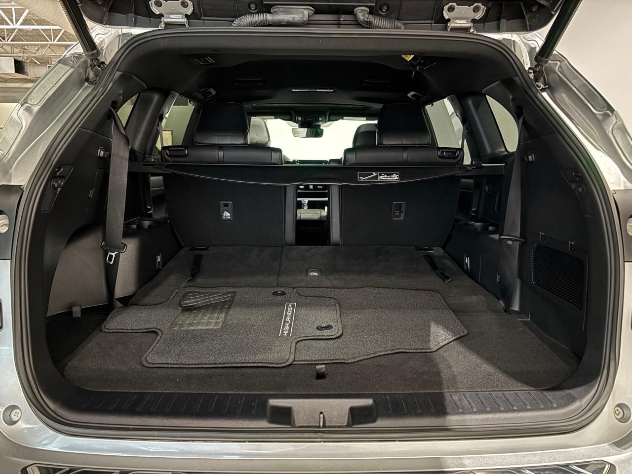 2021 Toyota Highlander XSE Photo