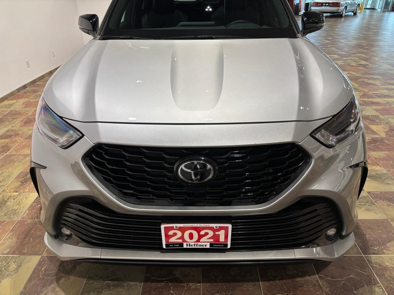 2021 Toyota Highlander XSE Photo