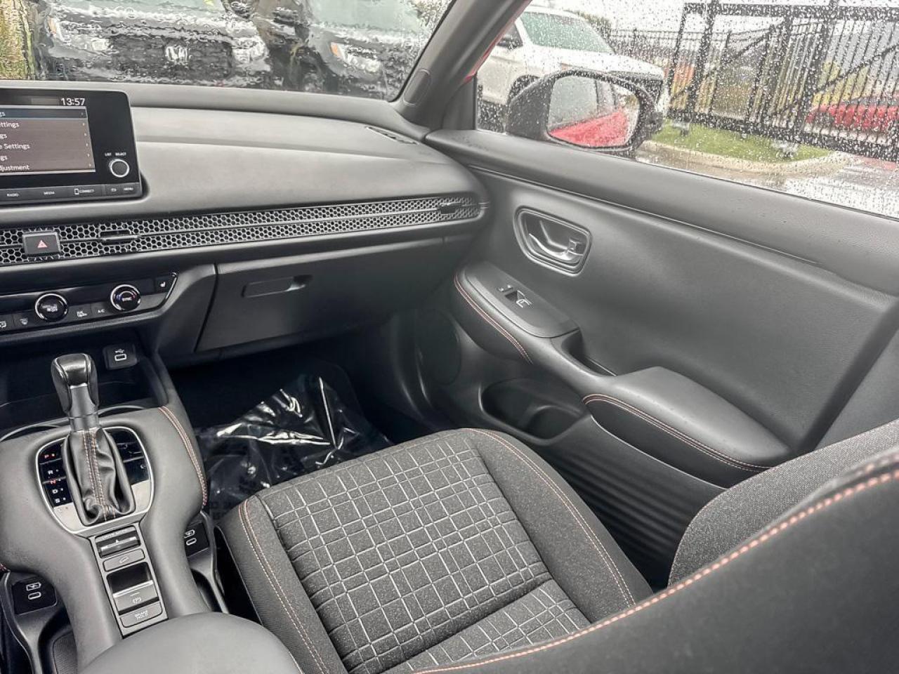 2024 Honda HR-V Sport Photo