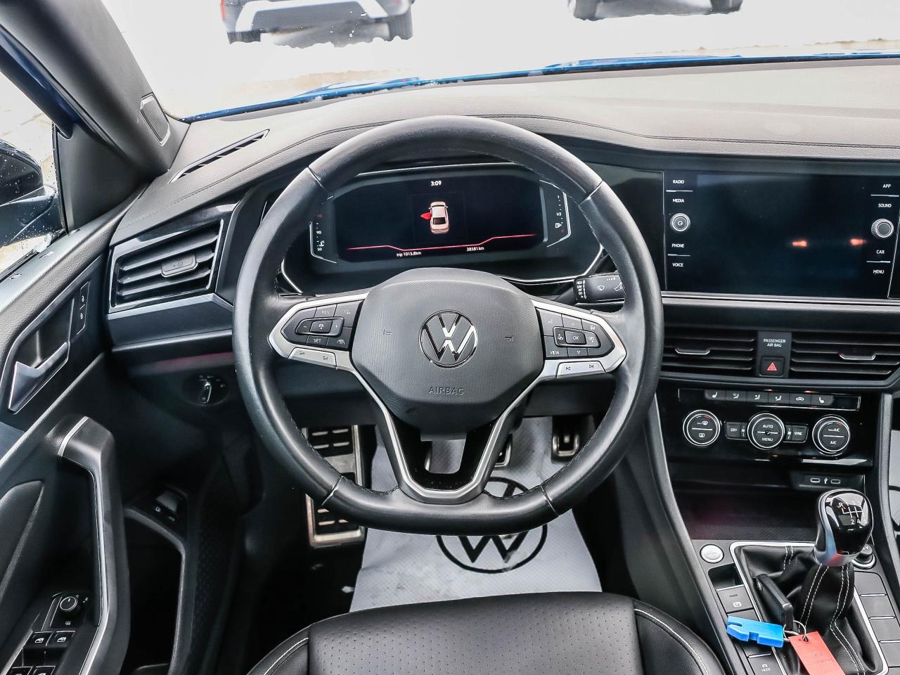 2024 Volkswagen Jetta Comfortline Manual Photo