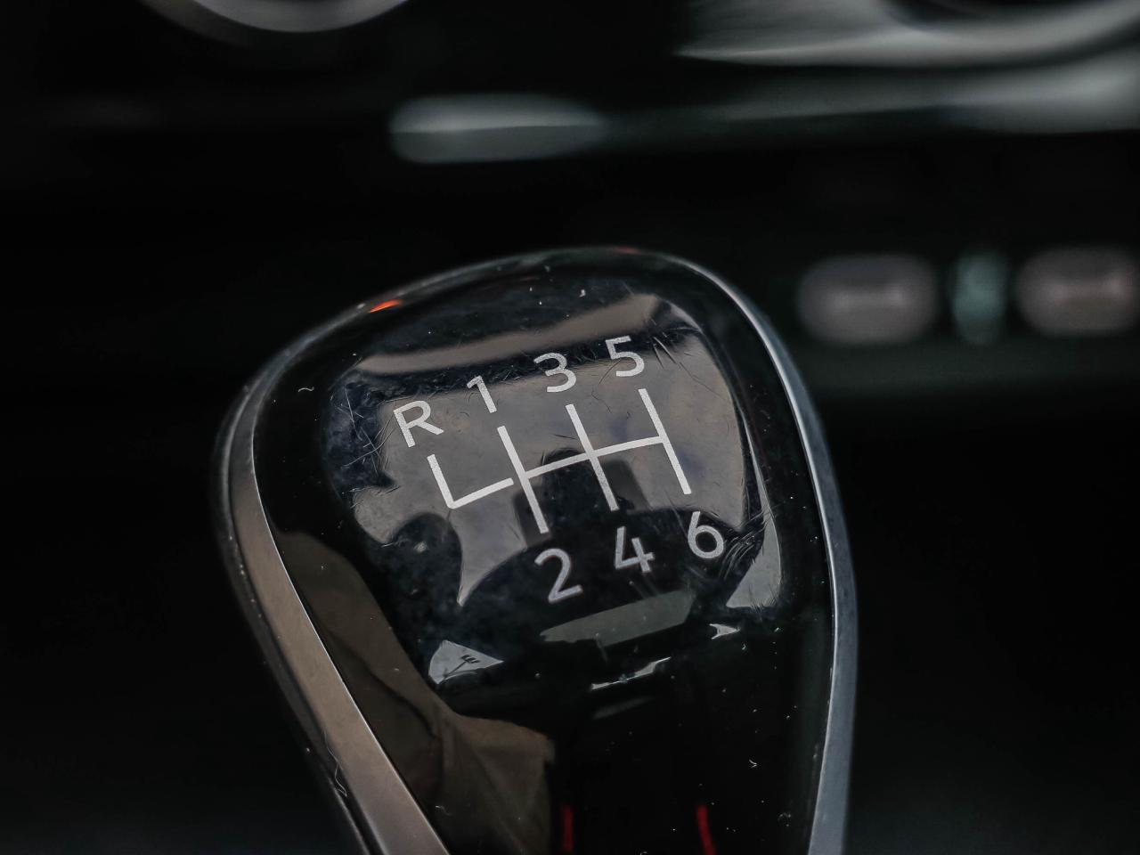 2024 Volkswagen Jetta Comfortline Manual Photo