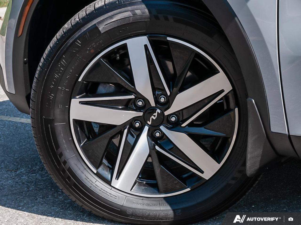 2022 Kia Sorento LX PREM   Heated Seats   Apple CarPlay   Backup Ca Photo