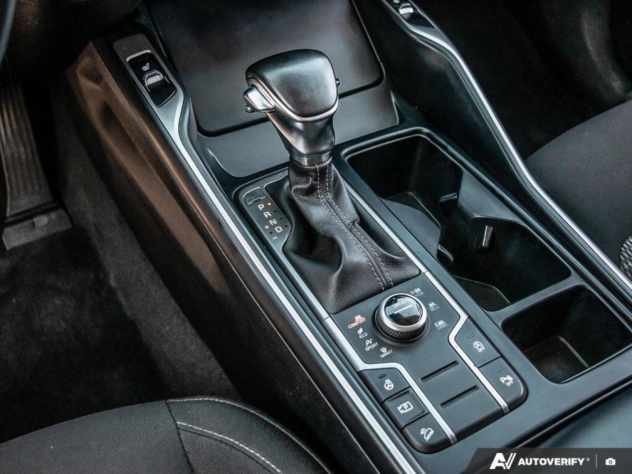 2022 Kia Sorento LX PREM   Heated Seats   Apple CarPlay   Backup Ca Photo