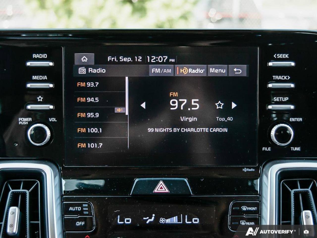 2022 Kia Sorento LX PREM   Heated Seats   Apple CarPlay   Backup Ca Photo