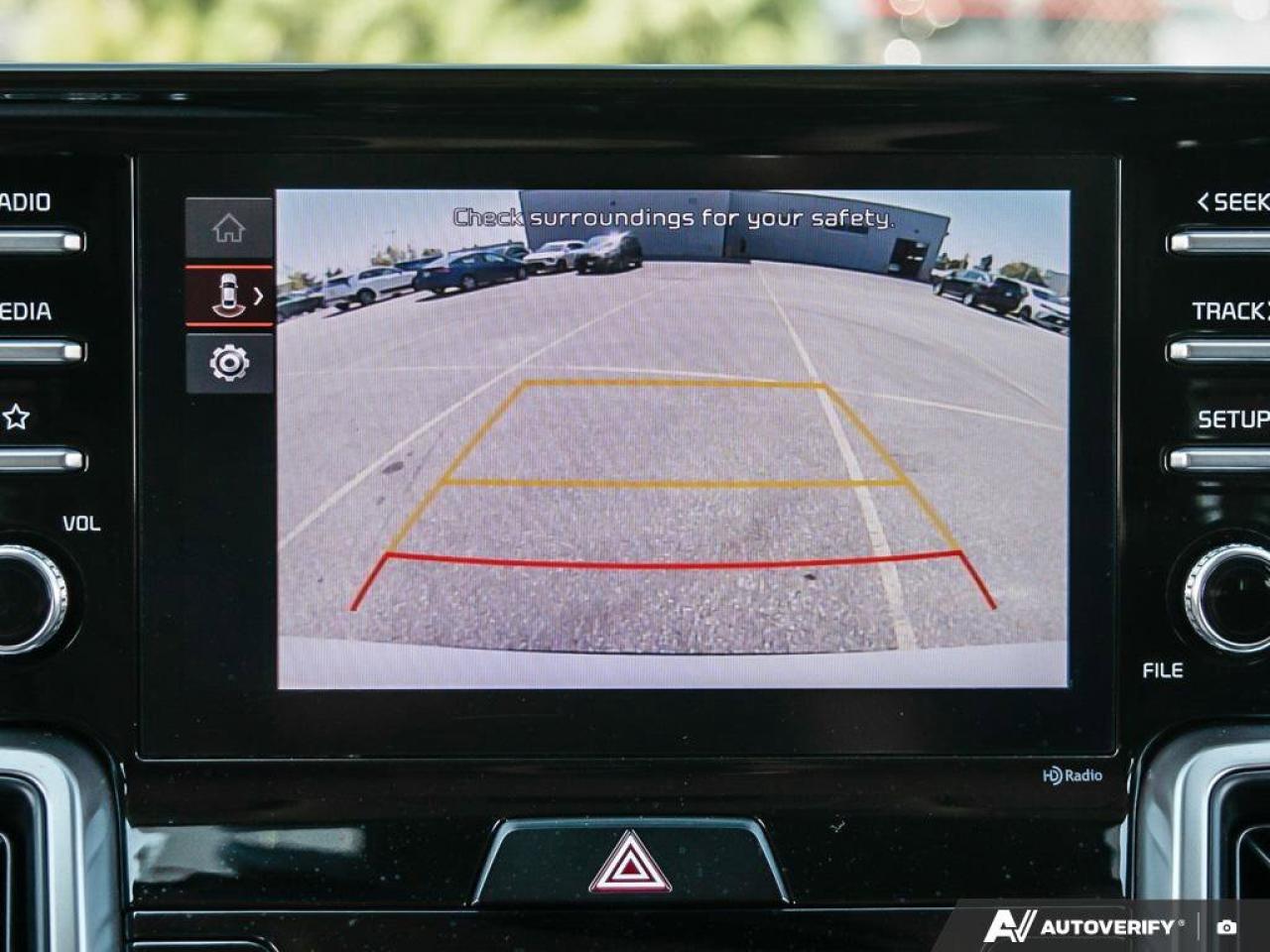 2022 Kia Sorento LX PREM   Heated Seats   Apple CarPlay   Backup Ca Photo