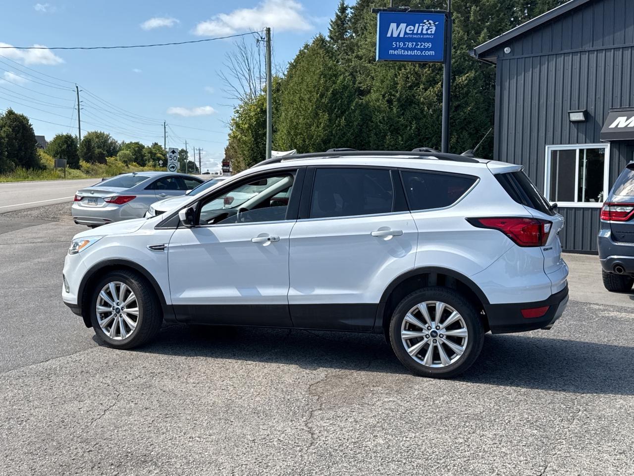 2019 Ford Escape SEL, Bluetooth, Nav, Back Up Cam Photo